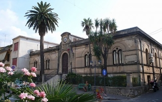 cinquefrondi-palazzo-municipale-540x304